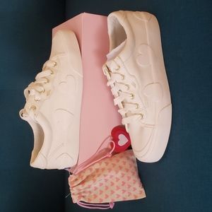 NIB - Kate Spade for Keds kick sneaker with hearts - white/cream color size 9M